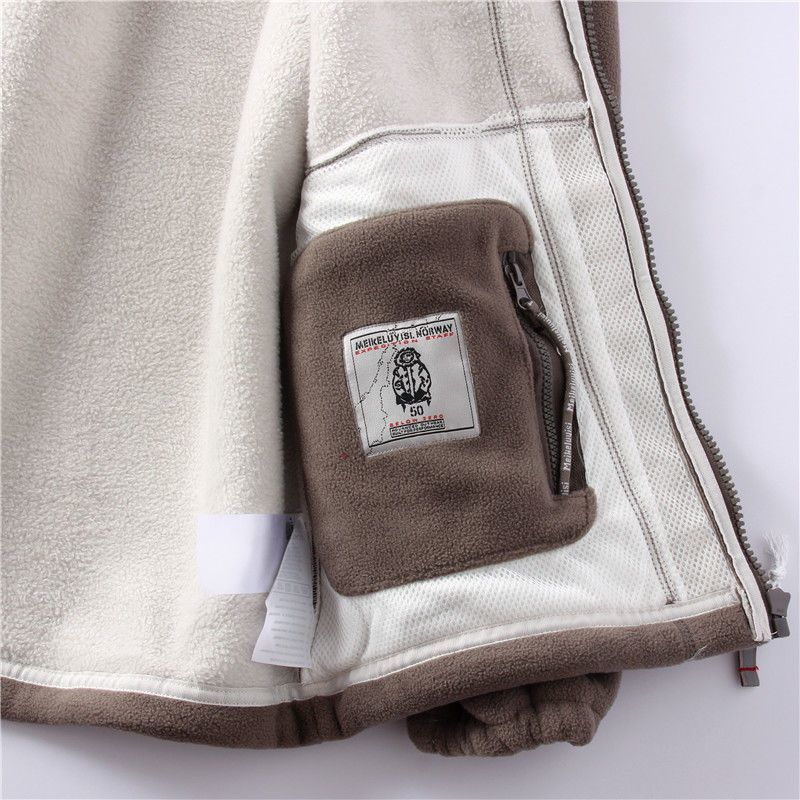 Kestrel fleece jacket Brown — lining and interior pocket