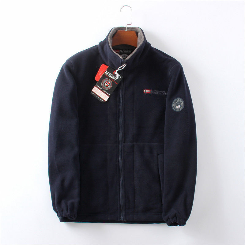 Kestrel fleece jacket Navy — front with tag